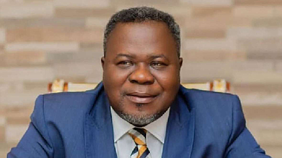 Dr Kwaku Oteng Biography: Nationality, Age, Wives, Children, Net Worth, Tribe